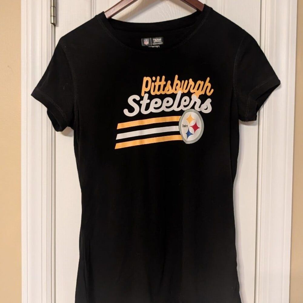 Women's Slim Fit Pittsburgh Steelers NFL Fan T-Shirt Black Size Medium